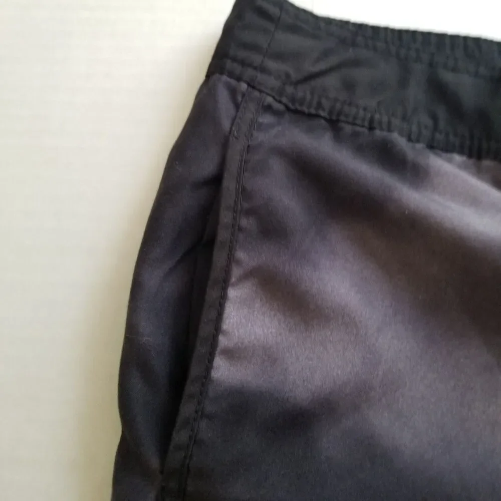 Marvel Black Panther Board Shorts Mens Small Black Gray w/logo Pockets 32x8.5